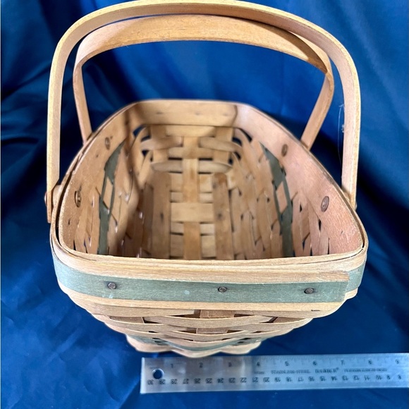 Price Drop- Longaberger Yuletide Traditions Basket Green Christmas Collection 91 - Picture 8 of 10
